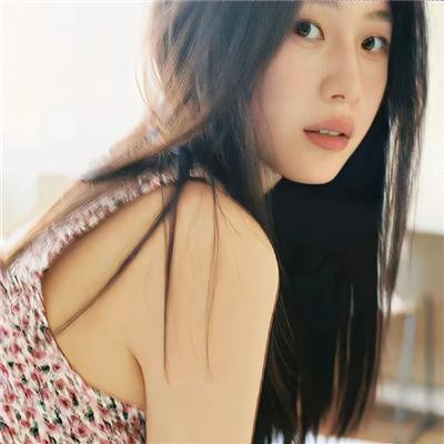 抓住稻草的野兽